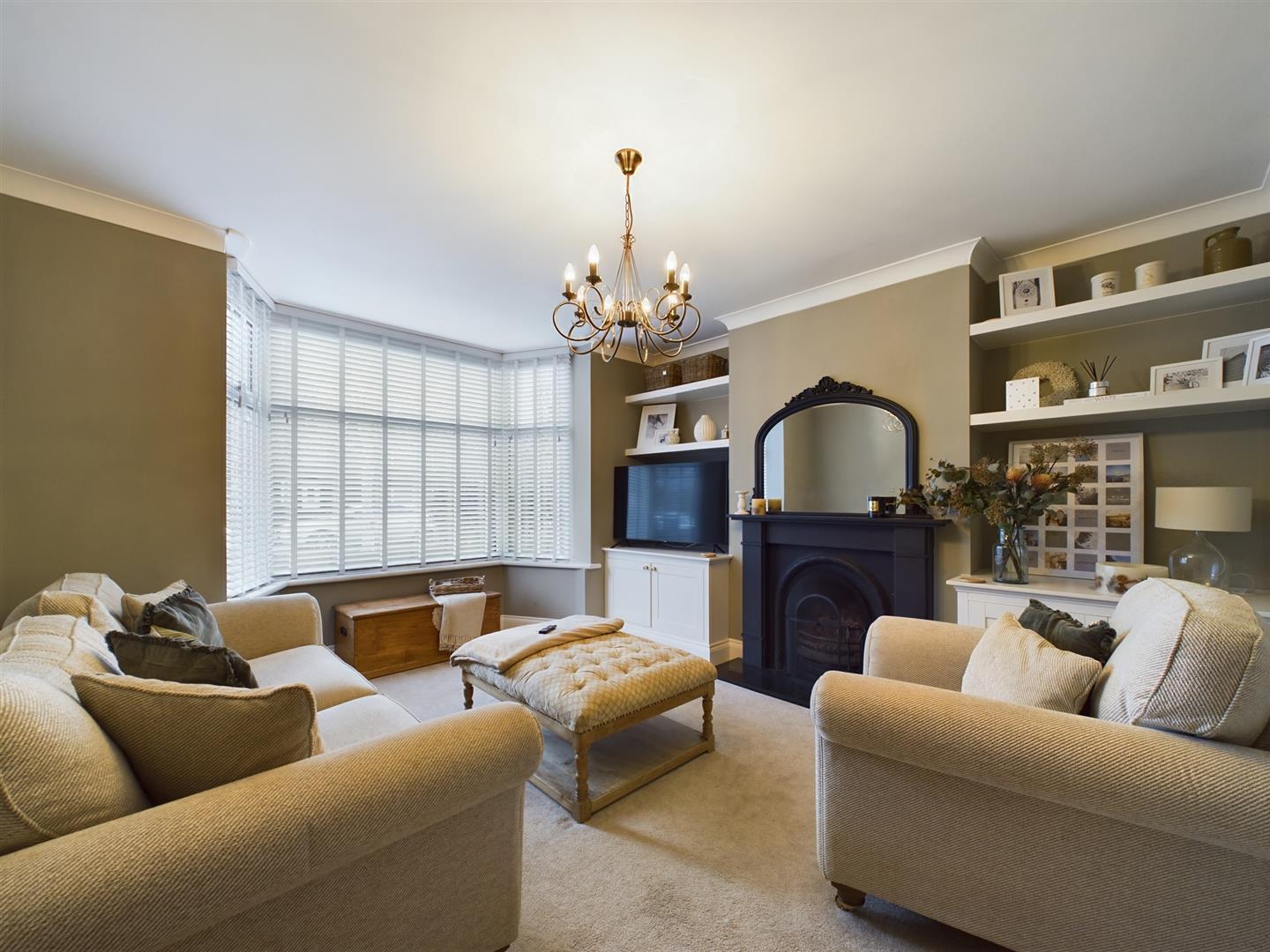 Queensgate, Bridlington Belts Estate Agents